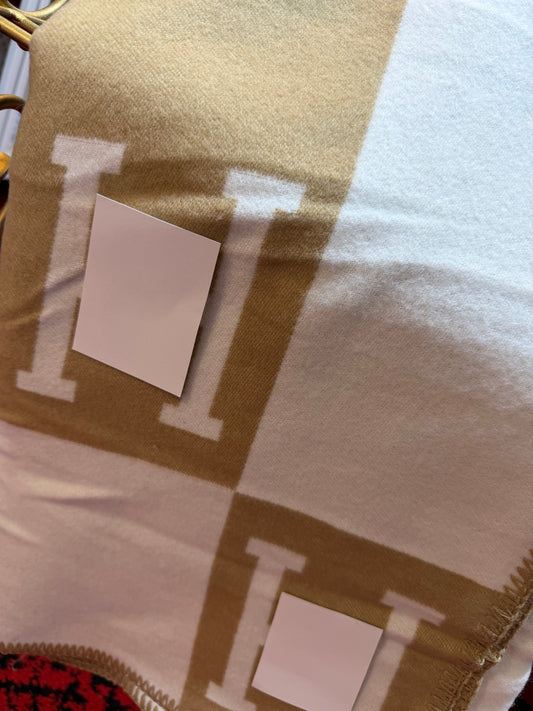 Herms Blanket (Tan)
